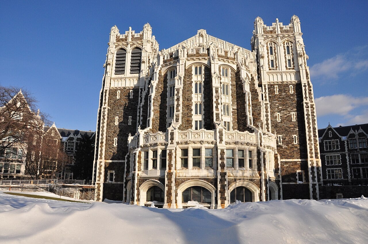 Cover image for CCNY Debate Club